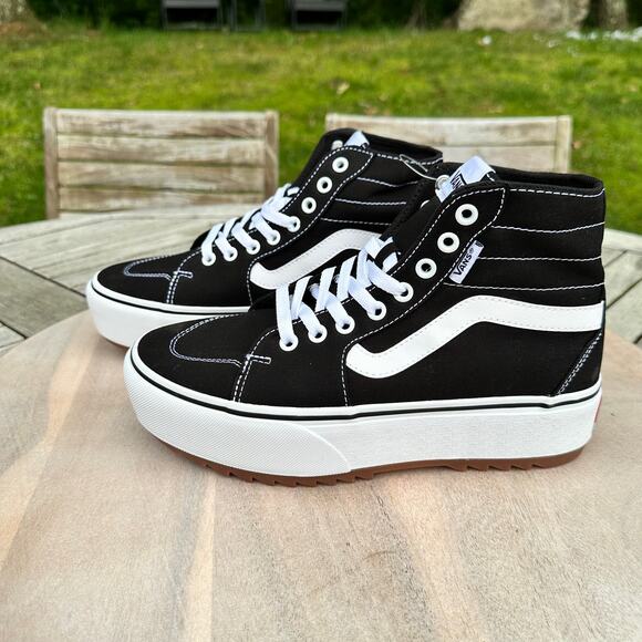 Vans Tapere High Top Black Canvas Sneakers Womens 9.5 New - Picture 9 of 12